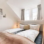 Tip! Toplage In Dresden! Moderne 100 Qm Ferienwohnung Fuer Familien Und Kleine Gruppen