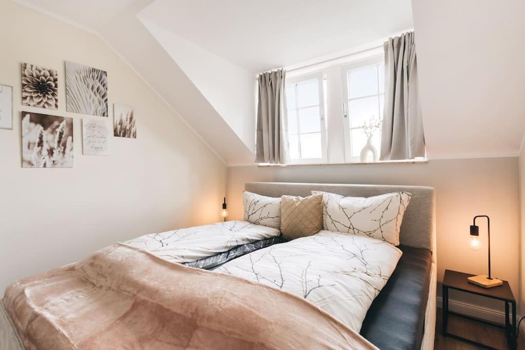 Apartment Tip! Toplage In Dresden! Moderne 100 Qm Fuer Familien Und Kleine Gruppen