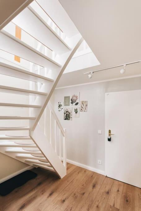 Apartment Tip! Toplage In Dresden! Moderne 100 Qm Fuer Familien Und Kleine Gruppen Dresden