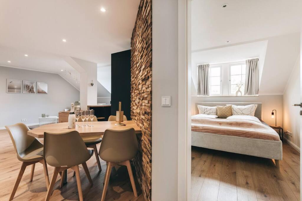 Apartment Tip! Toplage In Dresden! Moderne 100 Qm Fuer Familien Und Kleine Gruppen